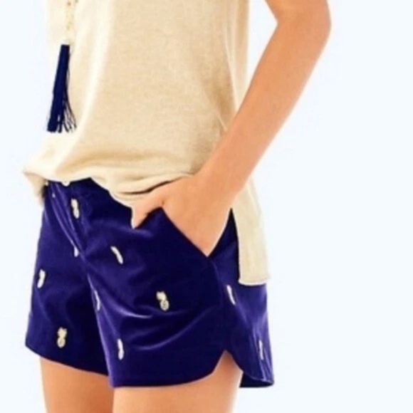 Lilly Pulitzer RARE NWT Velvet Navy Shorts with Gold Pineapple Embroidery - Picture 2 of 7